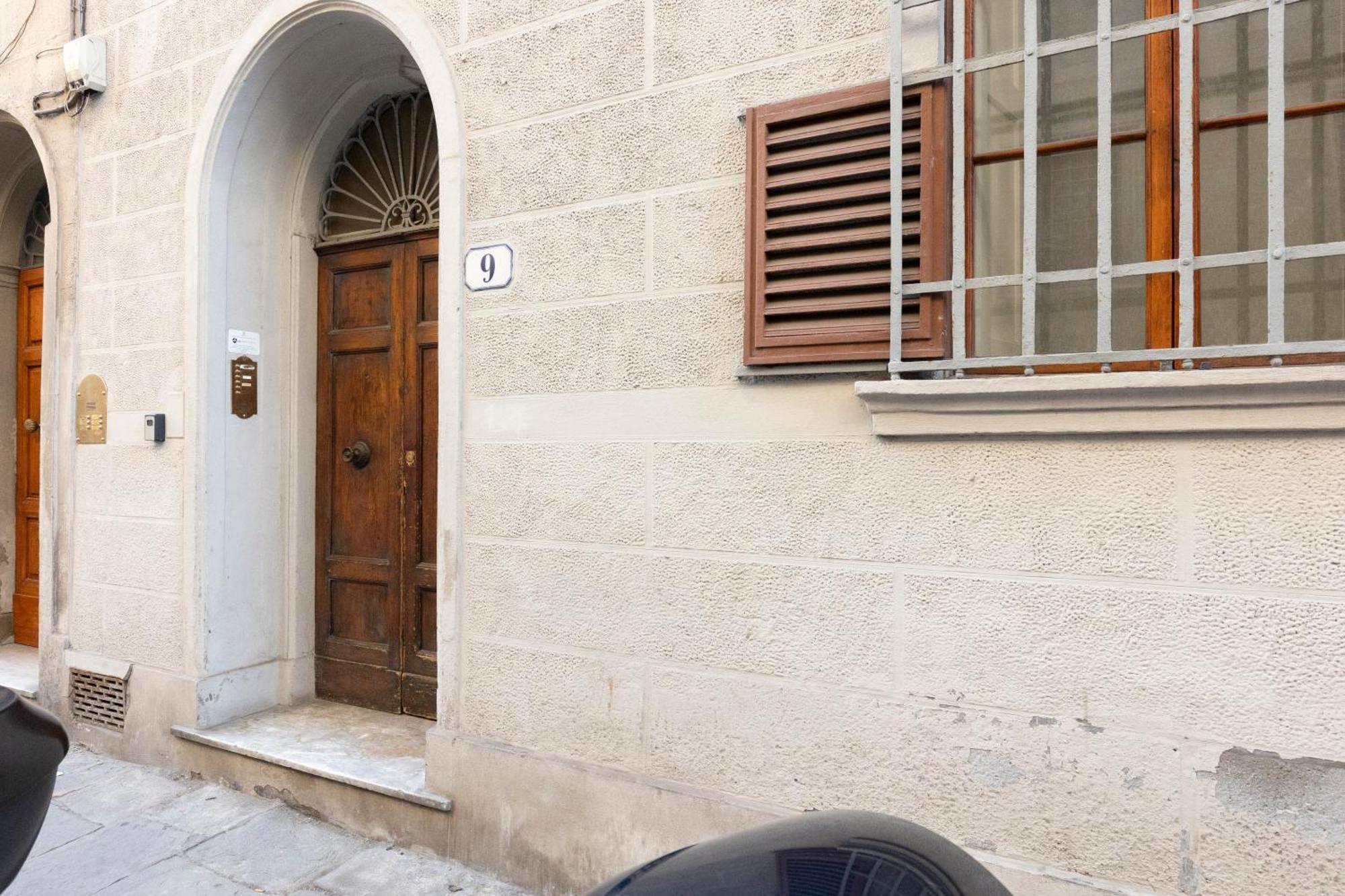 Апартаменты Santo Spirito Living Флоренция Экстерьер фото